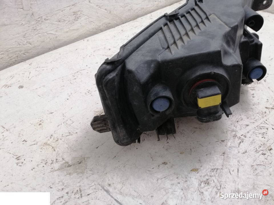 Skoda octavia iii halogen lewy przód Karoseria Kozubszczyzna