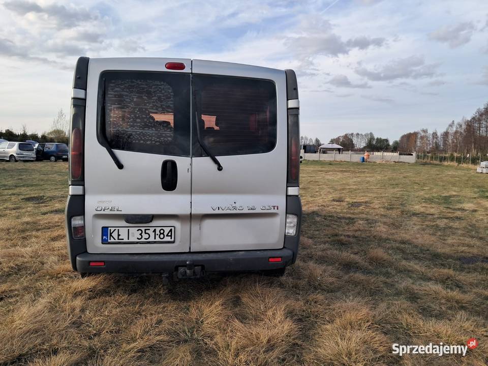 Opel Vivaro 19 CDTI 2006 9 osób 101KM Ozorków