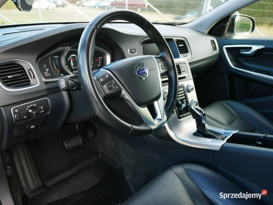 Volvo V60 Cross Country 20 T5 245 Eu6 4x4 AWD centralny zamek Volvo Goczałkowice-Zdrój sprzedam