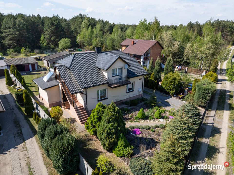 Dom remoncie 1065m2 działka 2873m2 choinki Sprzedaż Ostrowiec Świętokrzyski
