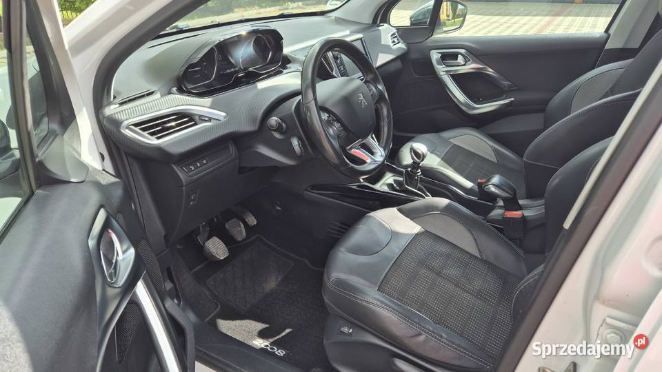 PEUGEOT 2008 12 131 OPŁATACH bogata wersja czujnik deszczu Samochody osobowe Rzeszów