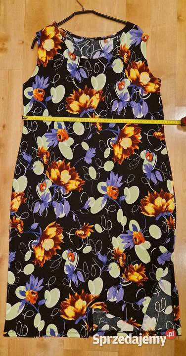 Efektowna sukienka w kwiatowy wzór długa bez Inny materiał Lublin