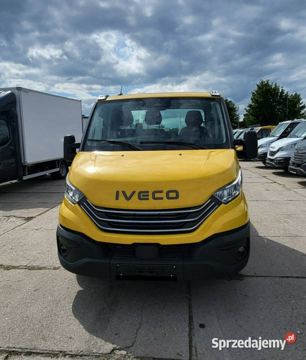 Iveco Daily 35S18A8H V Laweta Platforma 4900 X czujnik parkowania Szczecinek