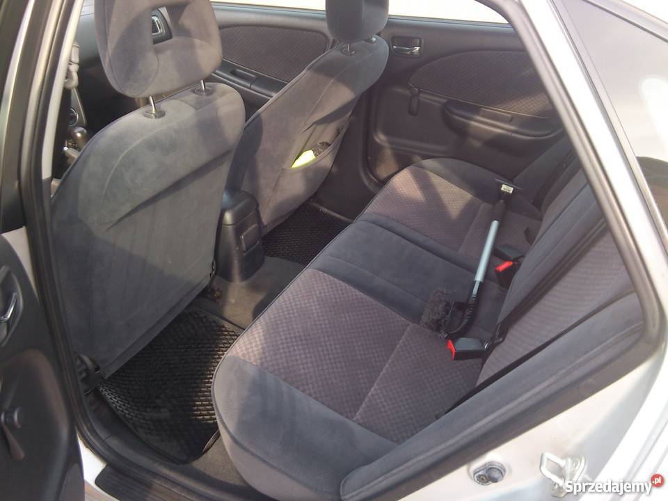 Na sprzedaż Toyota Avensis 2002 20 D4D 110 światła przeciwmgłowe warmińsko-mazurskie