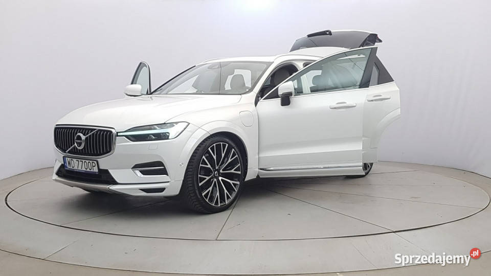 Volvo XC 60 T8 PlugIn Hybrid AWD Inscription Z nawigacja Warszawa