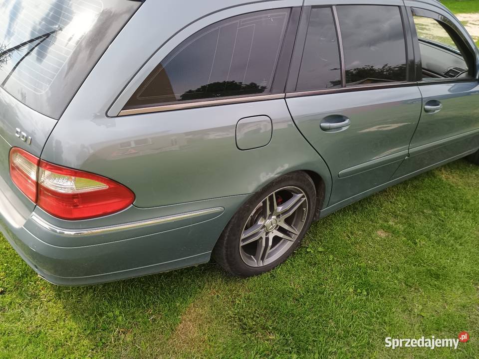 W211 kombi 21 diesel OC prawie na i przegląd też Kombi Mercedes-Benz