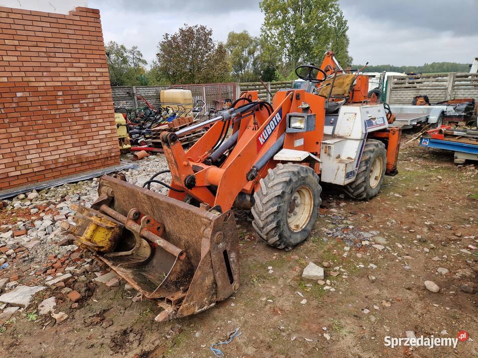 koparko ładowarka KUBOTA R400 Koparko ładowarki