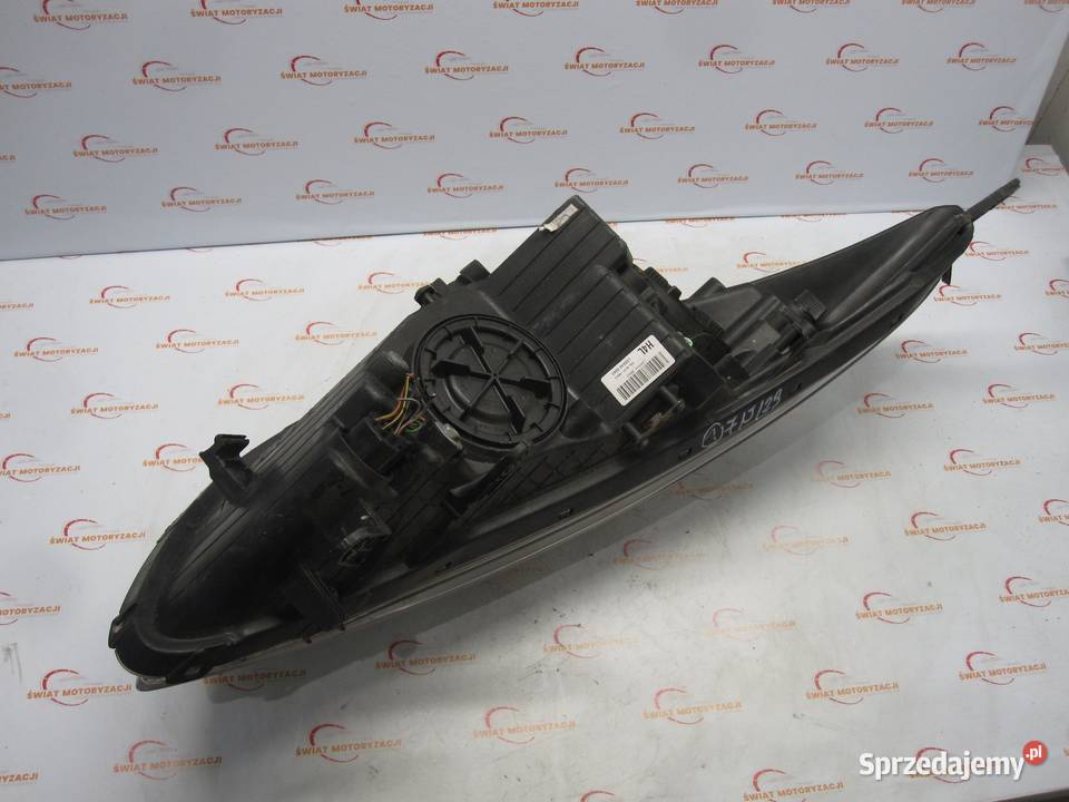 HYUNDAI I30 II 13r lampa lewa przód ANGLIK Kielce sprzedam