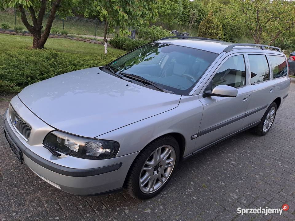 Volvo V70 D5 AWD 4X4 03r diesel 163 automat z diesel zachodniopomorskie Myślibórz