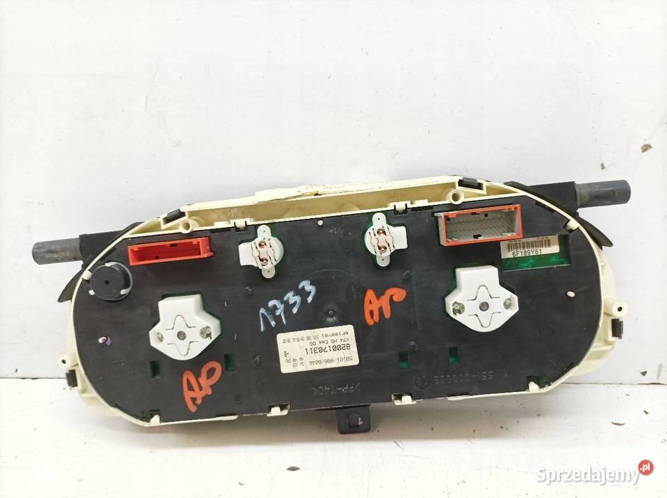 LICZNIK 8200170311 Renault Megane I 19952002 świętokrzyskie