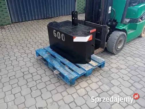 Obciążnik 600 do ciągnika ładowacza solidny nieuszkodzony Pozostałe Radomyśl Wielki