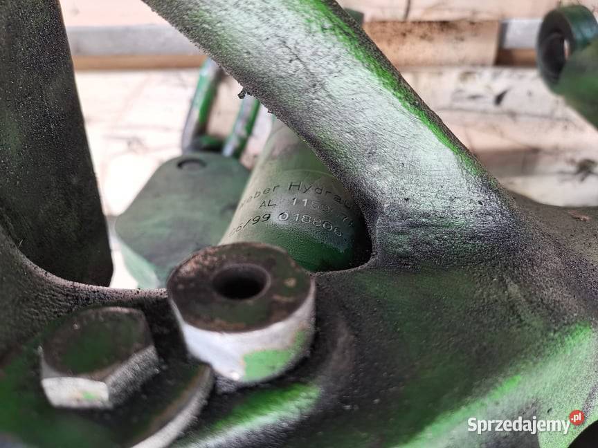 Wspornik osi L116018 John Deere 6810 Wilkowo sprzedam