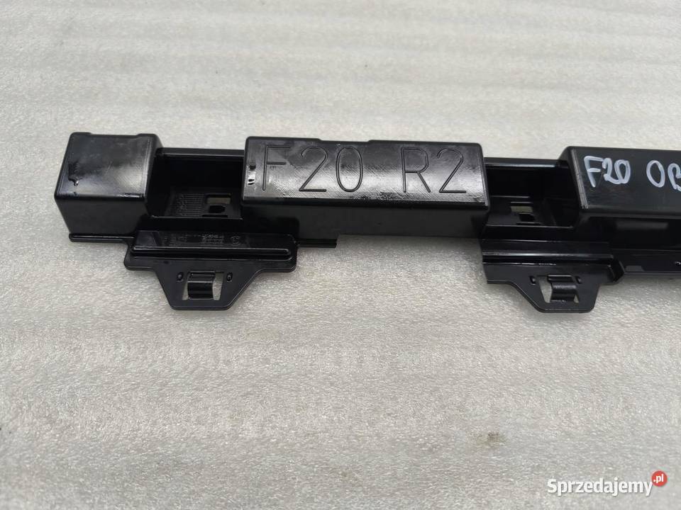 ŚLIZG MOCOAWANIE PROGU PRAWE BMW F20 7240914 wielkopolskie