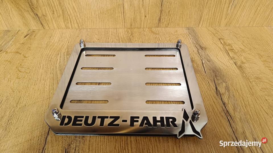 Ramka tablicy rejestracyjnej DeutzFahr Babimost
