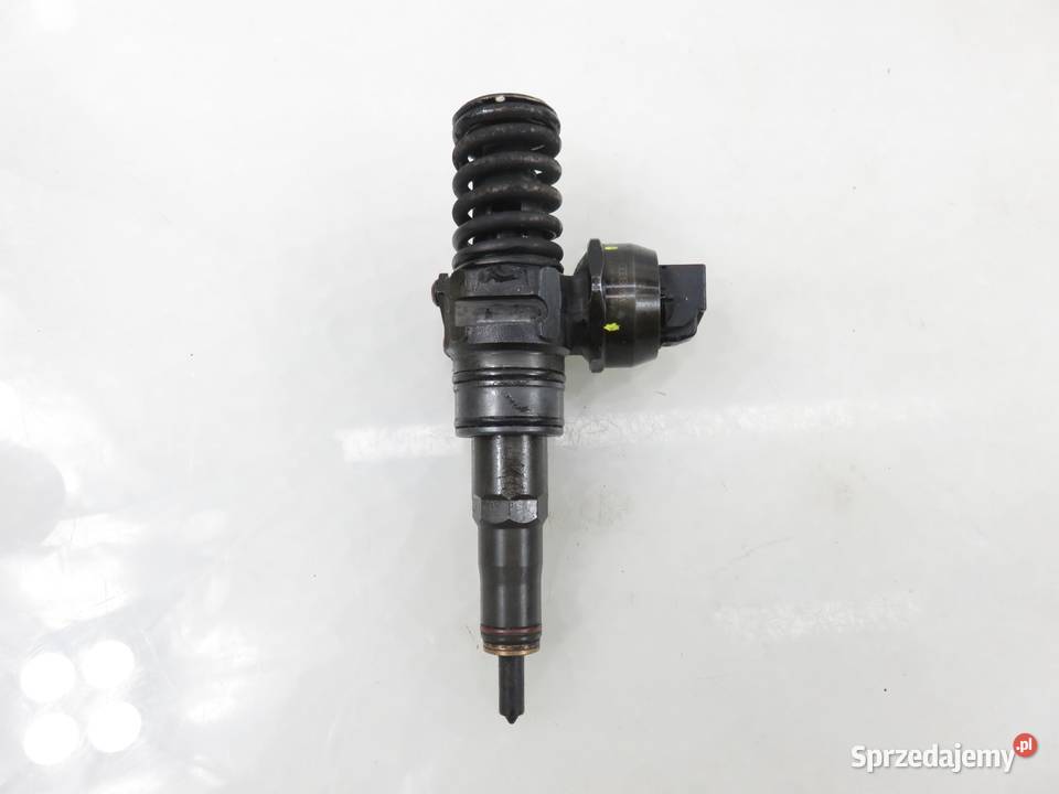 POMPOWTRYSKIWACZ VW PASSAT B6 20 TDI 038130073BQ