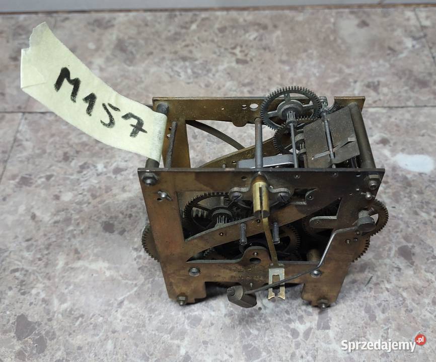 M157 Mechanizm starego zegara ściennego Kienzle Tczew