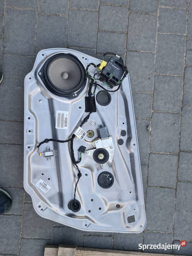 Mercedes c klasa w204 prawy przód mechanizm