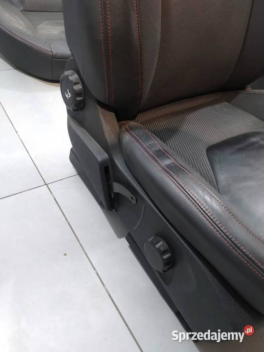 FOTELE KANAPA BOCZKI PÓŁSKÓRA ST LINE KOMBI Ford