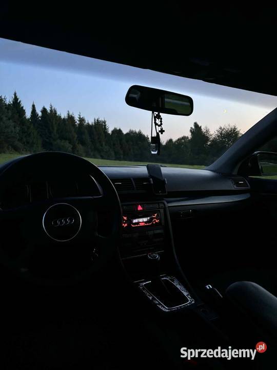AUDI A4B6 2020V GAZ czarny A4 sprzedam