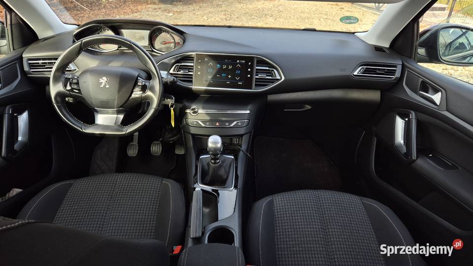 PEUGEOT 308 15 DHI 131 BEZWYPADKOWY elektrochrom. lusterka boczne Rzeszów