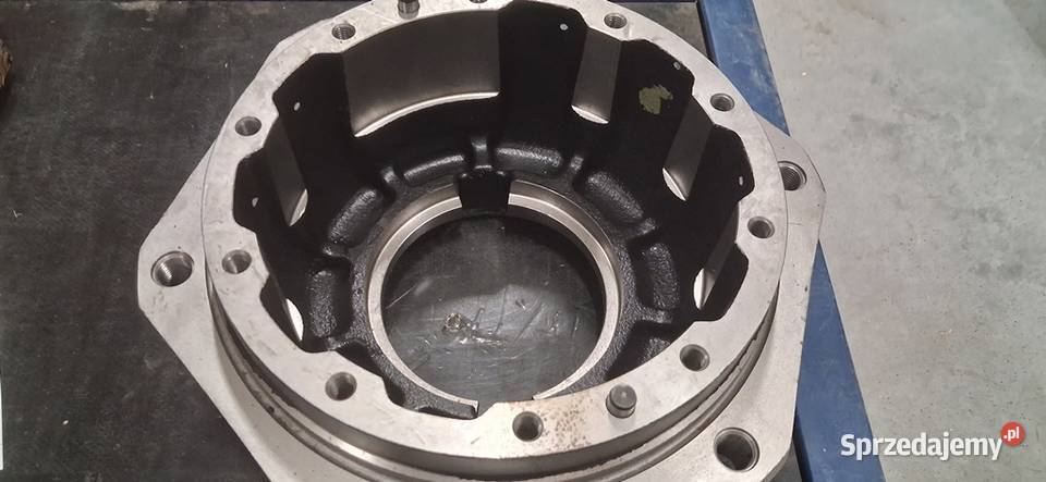 Piasta osi przedniej Newholland 91706259 Wysokie Mazowieckie sprzedam