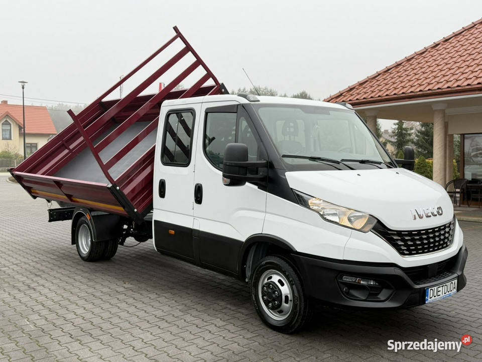 Iveco Daily 35C16 V Brygadówka Doka 7 osób KatB Rok produkcji 2020 świętokrzyskie Widełki