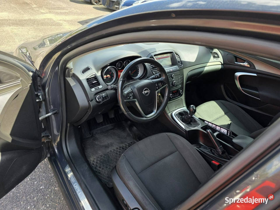 Opel Insignia 18 Benzyna 140 Nawigacja Bluetooth wspomaganie kierownicy Słupsk