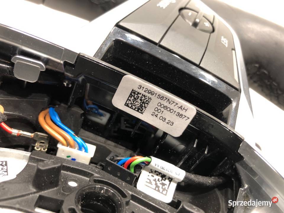 KIEROWNICA MPAKIET BMW X1 U11 20222025 osobowe Kierownice sprzedam