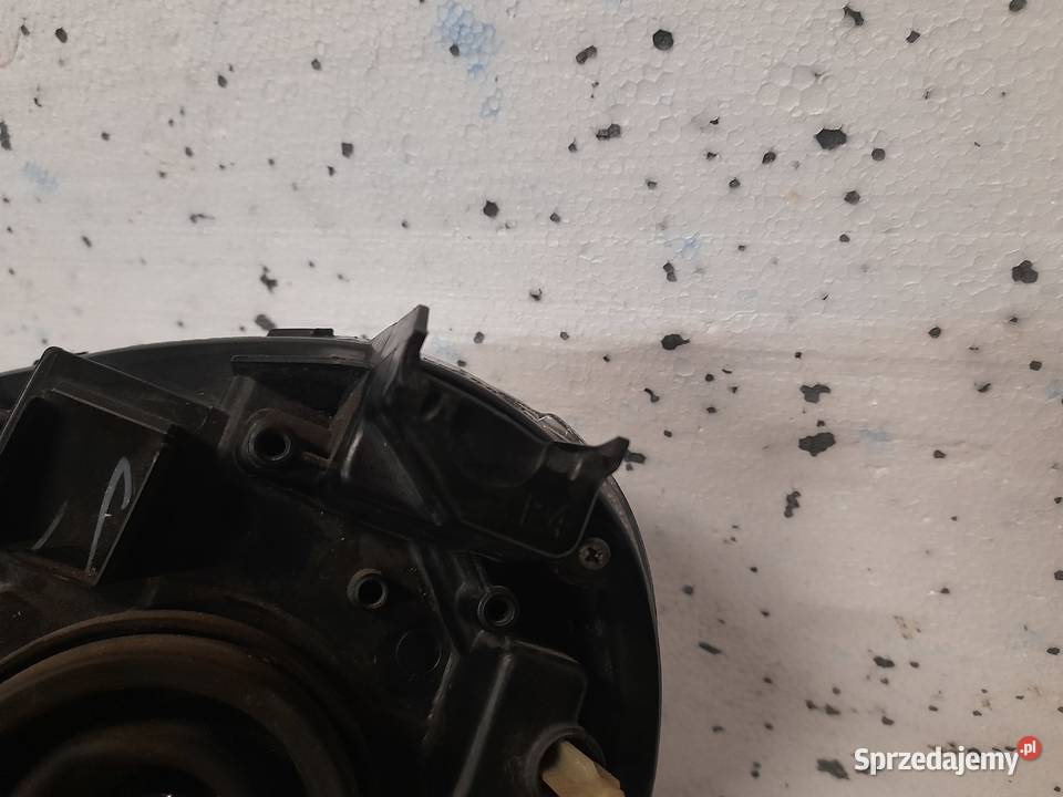 Lampa przednia prawa przód prawy reflektor Wyszków