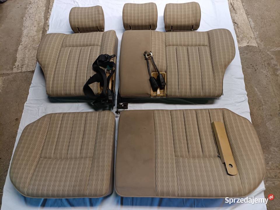 Tylna kanapa Mercedes W124 kombi 344800km sprzedam
