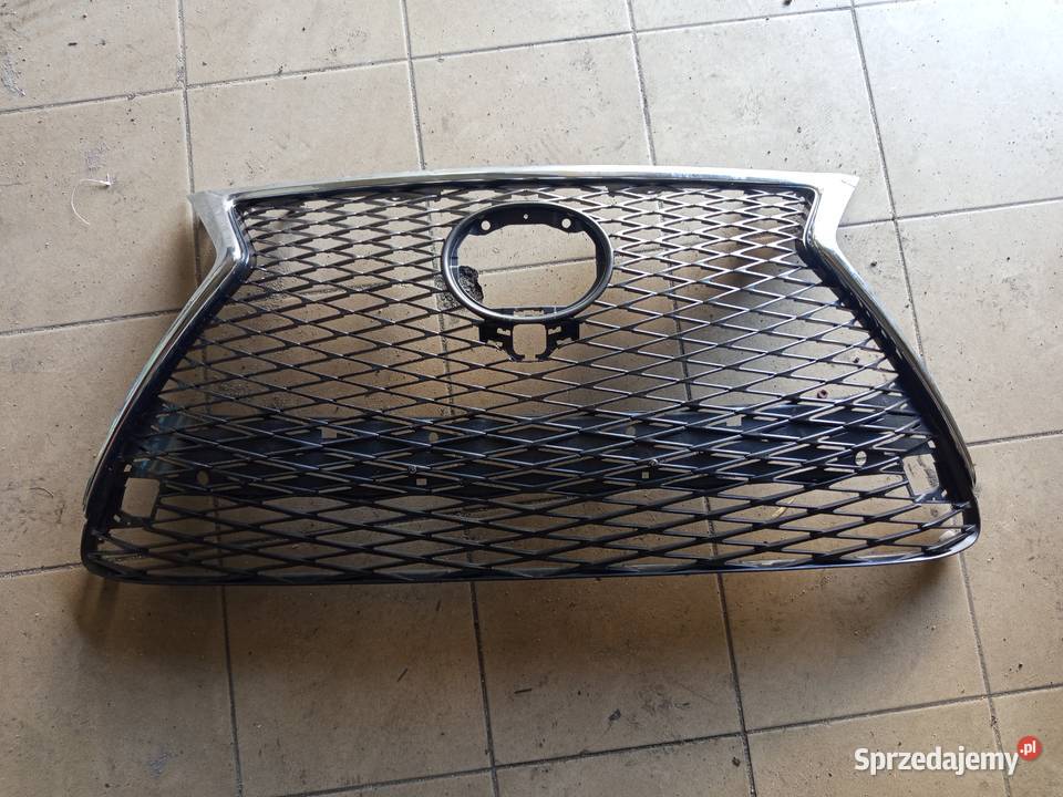 Lexus NX 200 T atrapa Radom