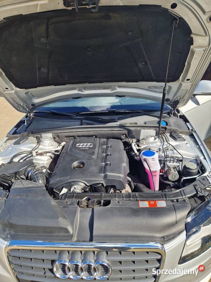 Piękne Audi A4 B8 18T 160 manual led xenon 2 kpl Sedan / Limuzyna A4 Iłża sprzedam