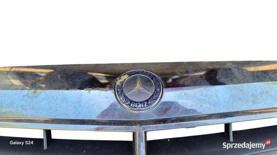 GRILL ATRAPA MERCEDES E W211 LIFT A2118801783 śląskie Kiczyce