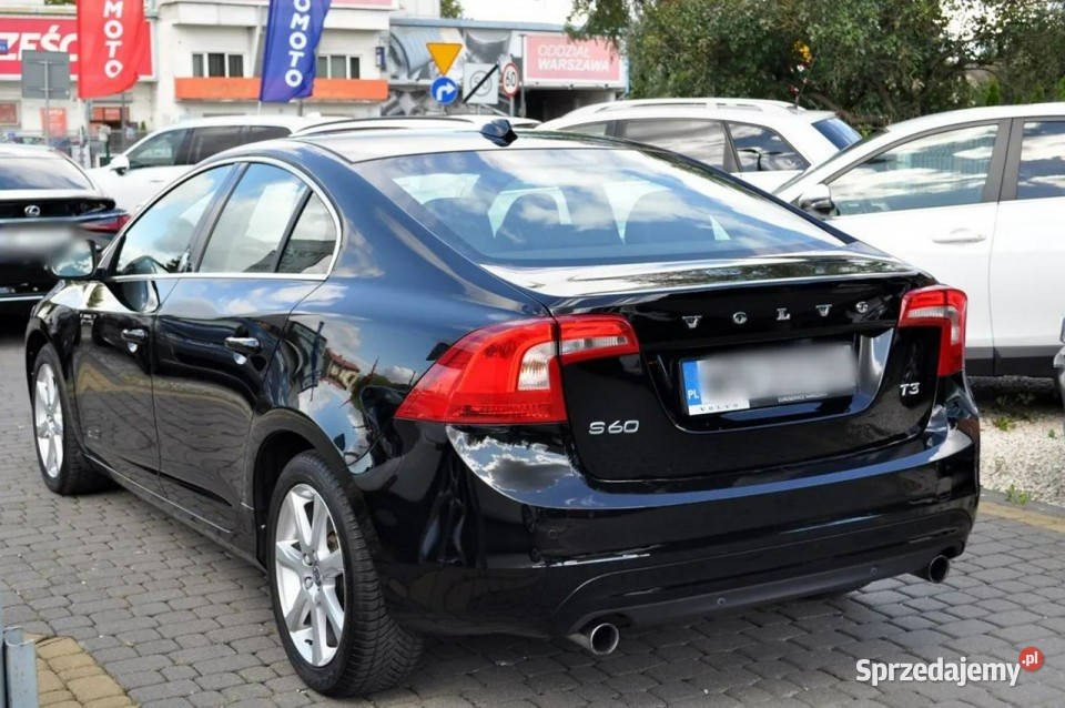 Volvo S60 Volvo S60 T3 15 Benzyna 152 Salon Warszawa
