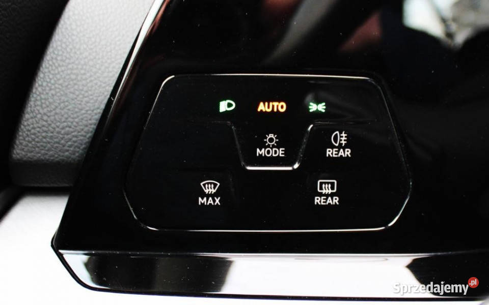 Volkswagen Golf 2022r FV 23 Iwł Salon ASO Chorzów sprzedam