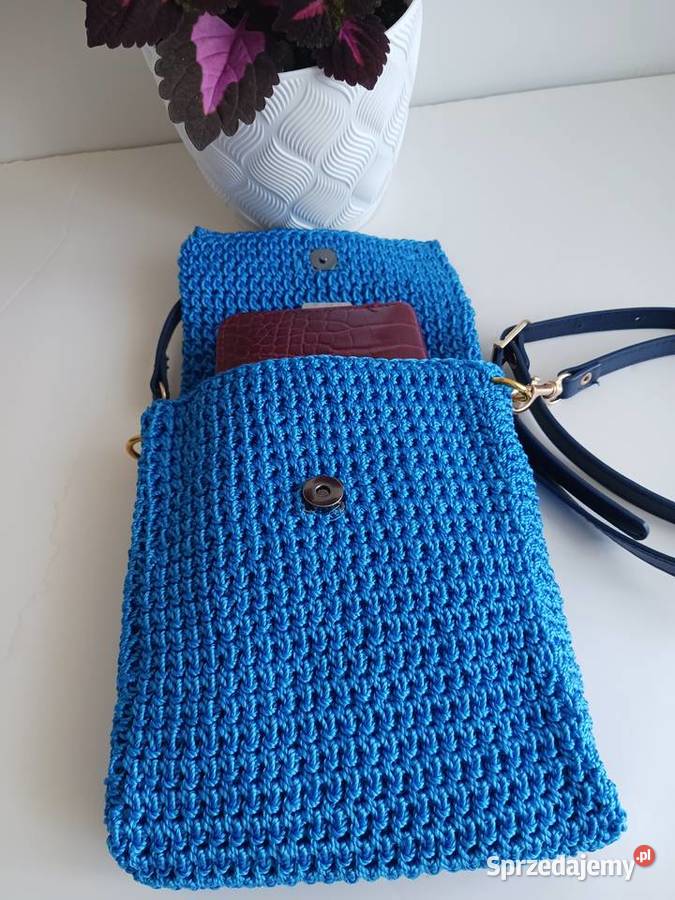 Sprzedam etui na telefon Janowo