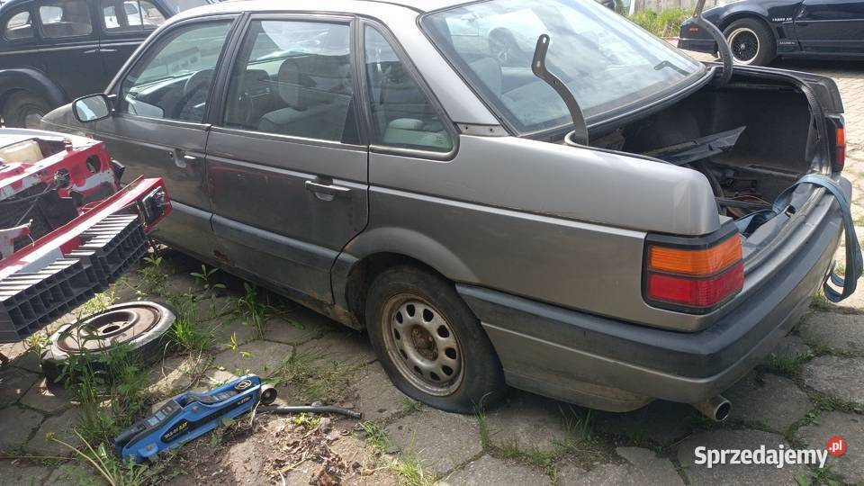 VW Passat B3 1989r auto bez silnika