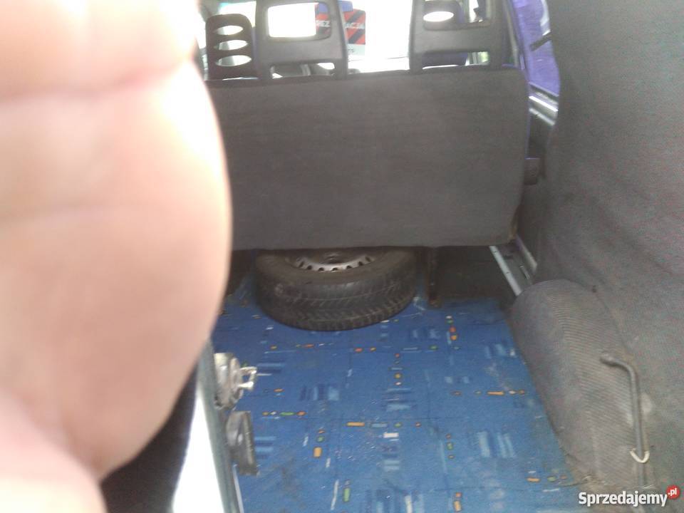 Sprzedam Peugeota Expert a 16 benzyna gaz auto 6 Rok produkcji 2000 Chełm