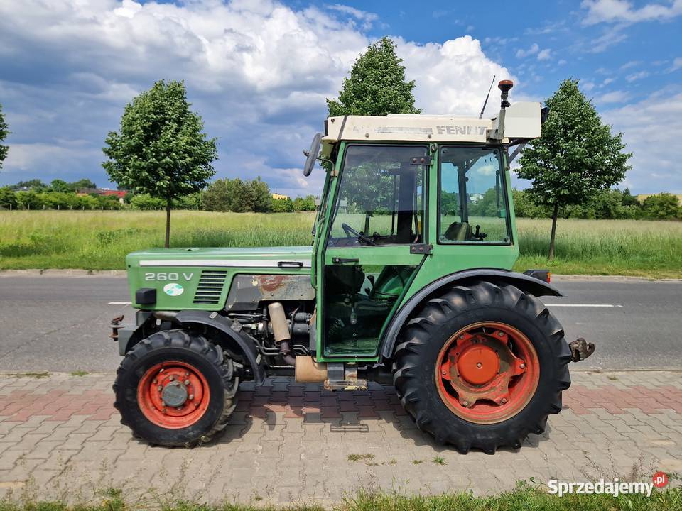 FENDT 260V sadownik sadowniczy 4x4 125 rewers łódzkie Zelów
