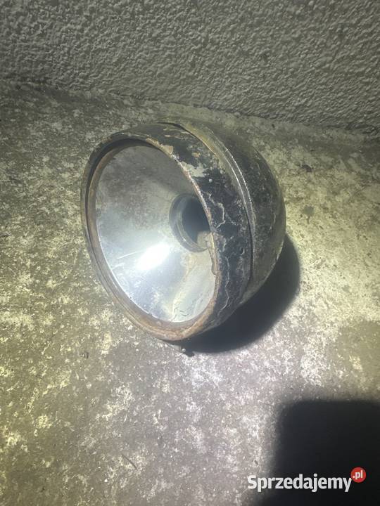Metalowa obudowę i odblask reflektora zabytkową Gliwice sprzedam