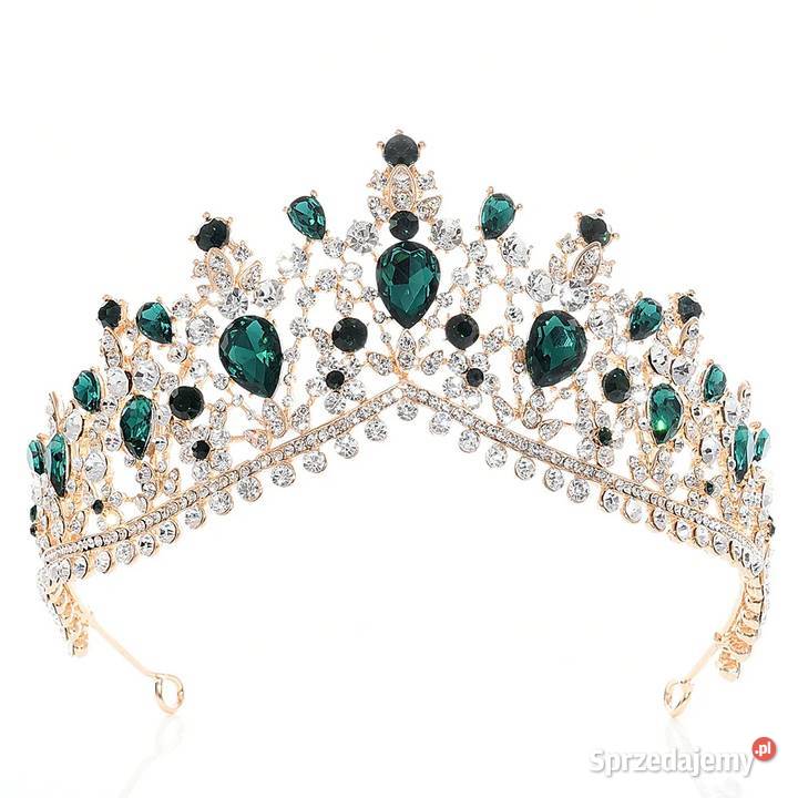 Korona złoty kolor zielone kamienie królowa