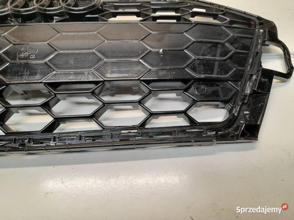 AUDI A4 B9 LIFT 18r S Line atrapa chłodnicy Goleniów