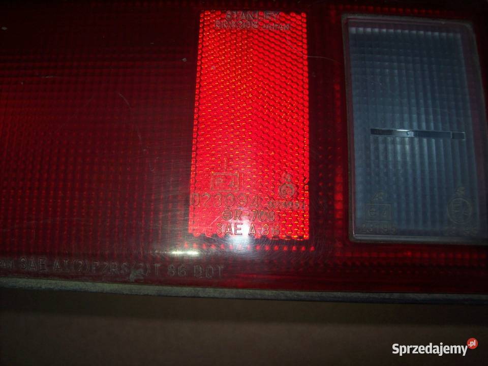 Civic IV Lampa tylna prawa lewa prawy lewy tyl Rok produkcji 1998