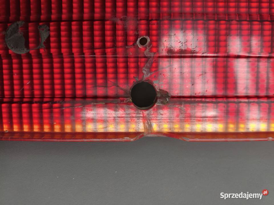 Mercedes W124 blenda klapy tylnej 124 świętokrzyskie Skarżysko-Kamienna