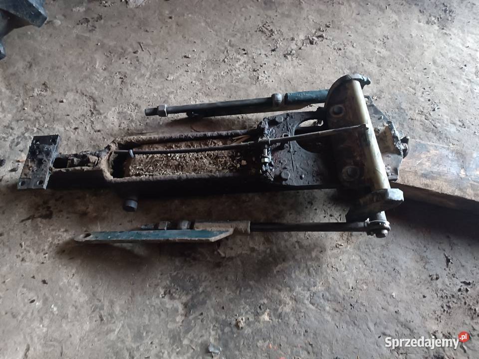 Zaczep dolny ursus Zetor System zaczepowy