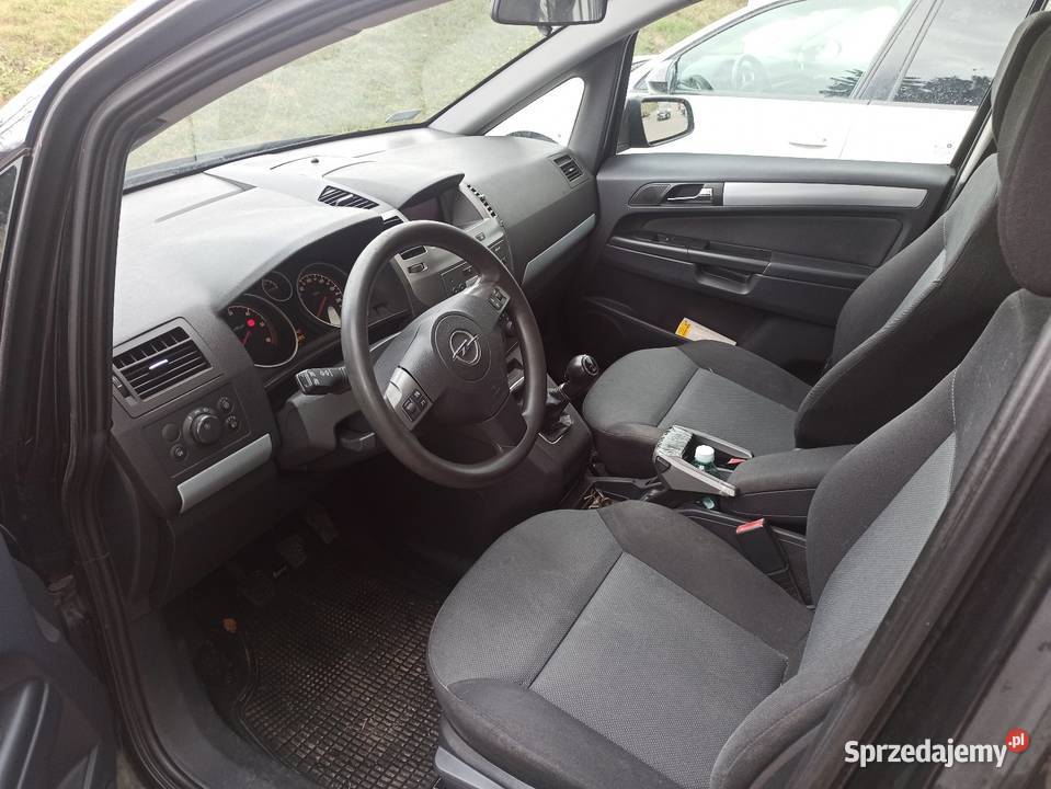 Opel Zafira Zarejestrowany w Polsce Zamość