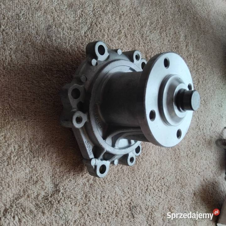 Pompa wody toyota hilux 24 Olsztyn