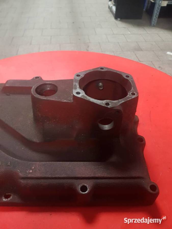 501702025 Pokrywa skrzyni biegów MTZ