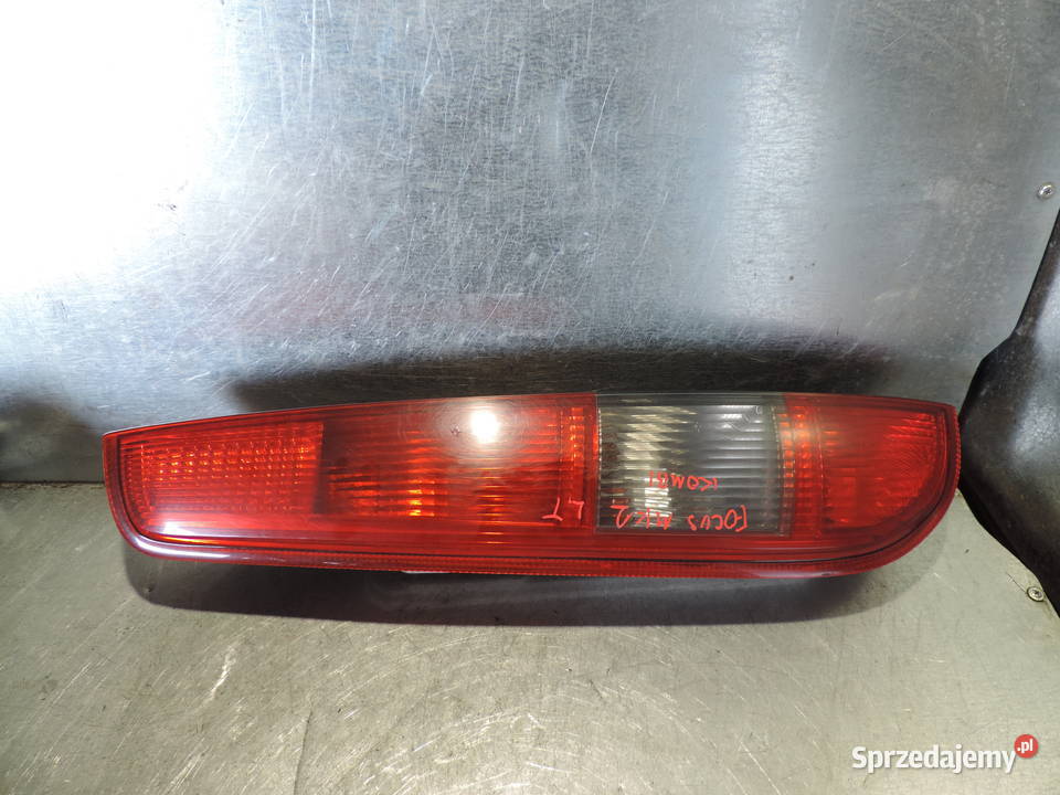 FORD FOCUS MK2 KOMBI LAMPA LEWY TYŁ