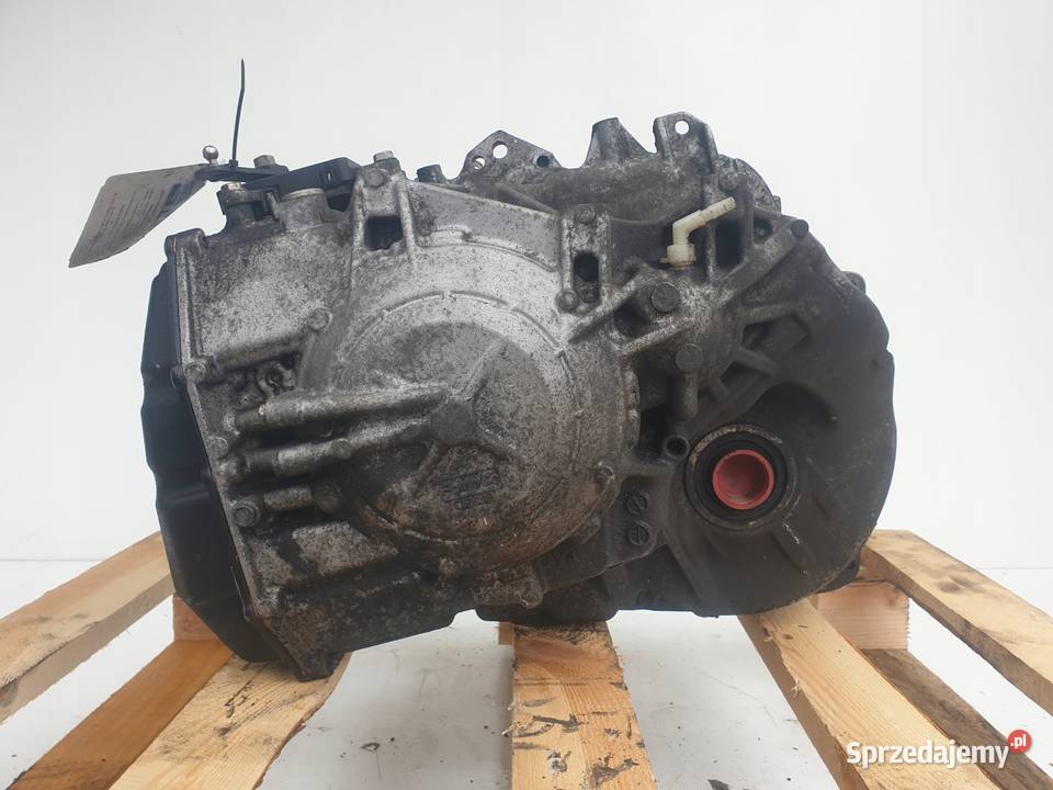 Volvo V70 III 20 D D5 AUTOMATYCZNA SKRZYNIA osobowe Janów